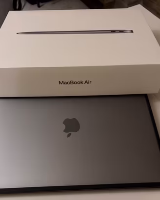 Apple MacBook Air 13" M1 – 8GB RAM – SSD 512GB