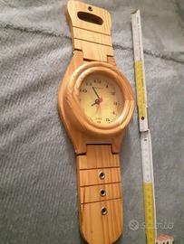 orologio/sveglia in legno 