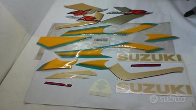SERIE ADESIVI KATANA 50 SUZUKI 68130-35E90