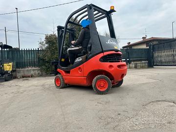 S113 Muletto Linde 16 q triplex alzata libera 420 