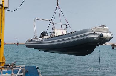MOLFETTA GOMMONE MOLTO ACCESSORIATO