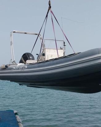 MOLFETTA GOMMONE MOLTO ACCESSORIATO