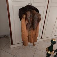 giacca di pelle con pelliccia 