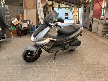 Gilera runner 180