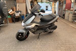Gilera runner 180
