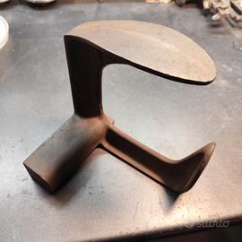 Incudine da calzolaio in ferro.