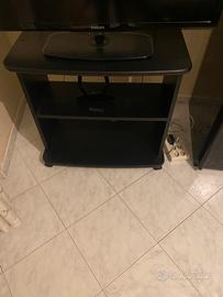 mobile  tv con ruote