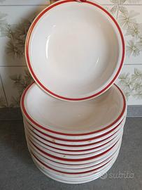 13 piatti fondi vintage bianco rosso 21 cm Tre c