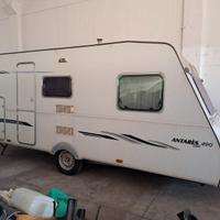 Caravelair  antares luxe 490 + Veranda e dotazioni