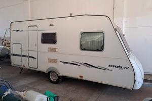 Caravelair  antares luxe 490 + Veranda e dotazioni