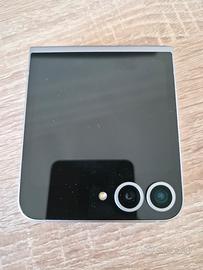 Samsung Z Flip 6