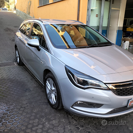 Opel Astra 1.6CDTI pari al nuovo full optional
