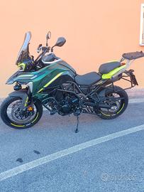 Benelli trk 702