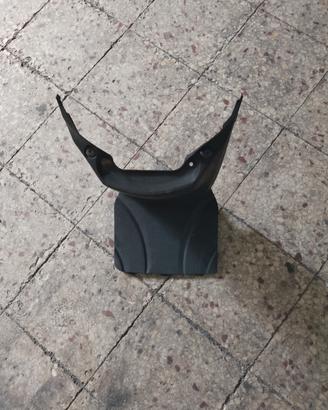 Coperchio alloggio batteria SH 300 Anno 2008