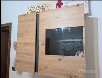 arredamento per tinello stile moderno color legno 