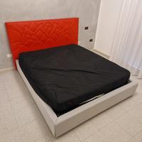camera da letto + divano