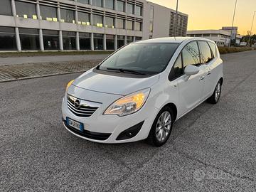 Opel Meriva 1.3 CDTI 95CV ecoFLEX Cosmo