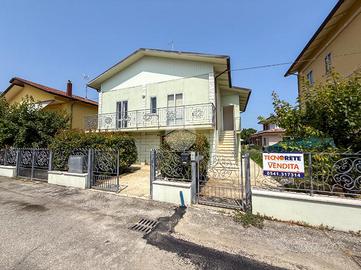 VILLA SINGOLA A MISANO ADRIATICO