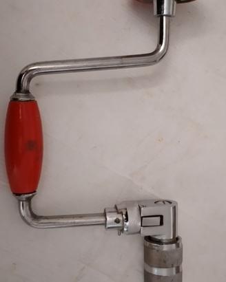 Trapano manuale