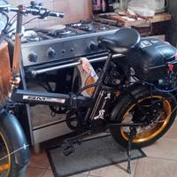 Bicicletta elettrica pari al nuovo