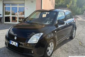 Suzuki Swift 1.3 4x4 BENZINA / GPL