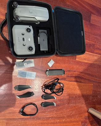 Drone DJI Mavic Air 2 con custodia