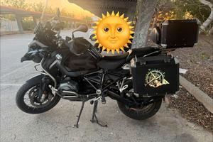 BMW GS 1200 ADVENTURE (TRIPLE-BLACK) - EXCLUSIVE