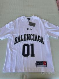 Maglietta balenciaga bianca taglia M