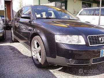 AUDI A4 S.W.