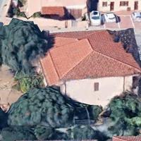 Villa singola libera su tre lati