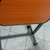 tavolo regolabile per letto