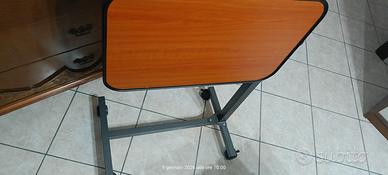 tavolo regolabile per letto