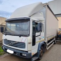 VOLVO FL6 CENTINATO CON SPONDA IDRAULICA