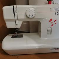 Macchina da cucire Necchi 1000 punti 