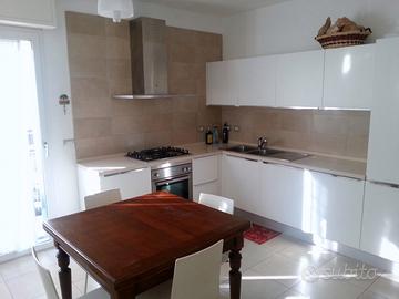 Camera singola in appartamento rimini centro