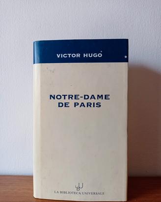 Notre-Dame De Paris di Victor Hugo 515 Pagine