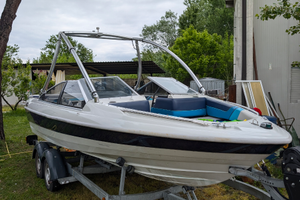 Barca open bayliner 6 metri