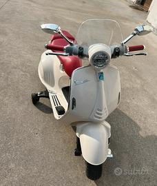 Vespa Bianca