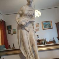 STATUA