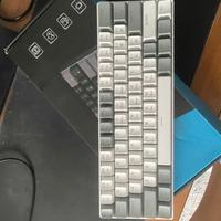 tastiera meccanica rgb