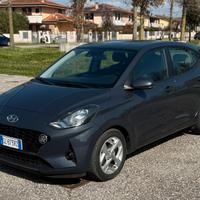 Hyundai i10 Automatica - Pari al Nuovo