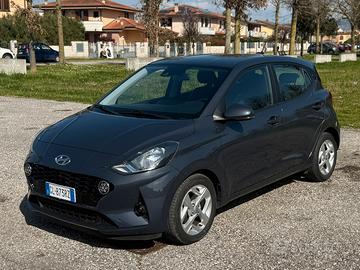 Hyundai i10 Automatica - Pari al Nuovo