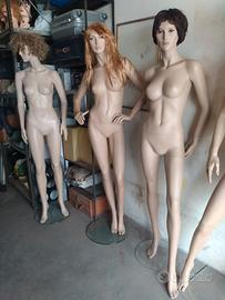 Manichino donna modello realistico
