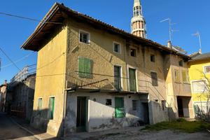 INTERESSANTE RUSTICO DA PERSONALIZZARE!