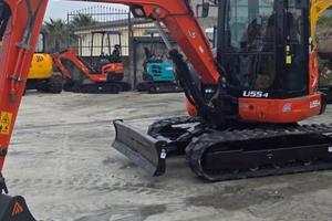 KUBOTA U55-4