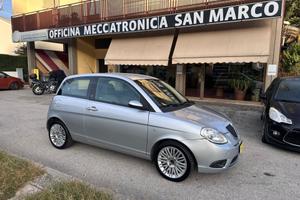 Lancia Ypsilon 1.2 8v Platino GPL
