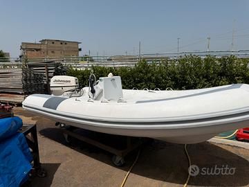 Gommone 430 novurania