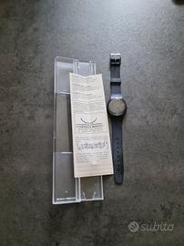 swatch Le temps ponctue "Pol Bury" GZ110 