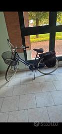 bici da donna con cestino 