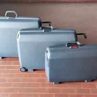 Set 3 valigie Samsonite e beauty case annesso